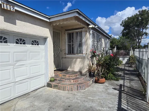 $489,000 | 1117 North Santa Fe Avenue, Compton, CA 90221