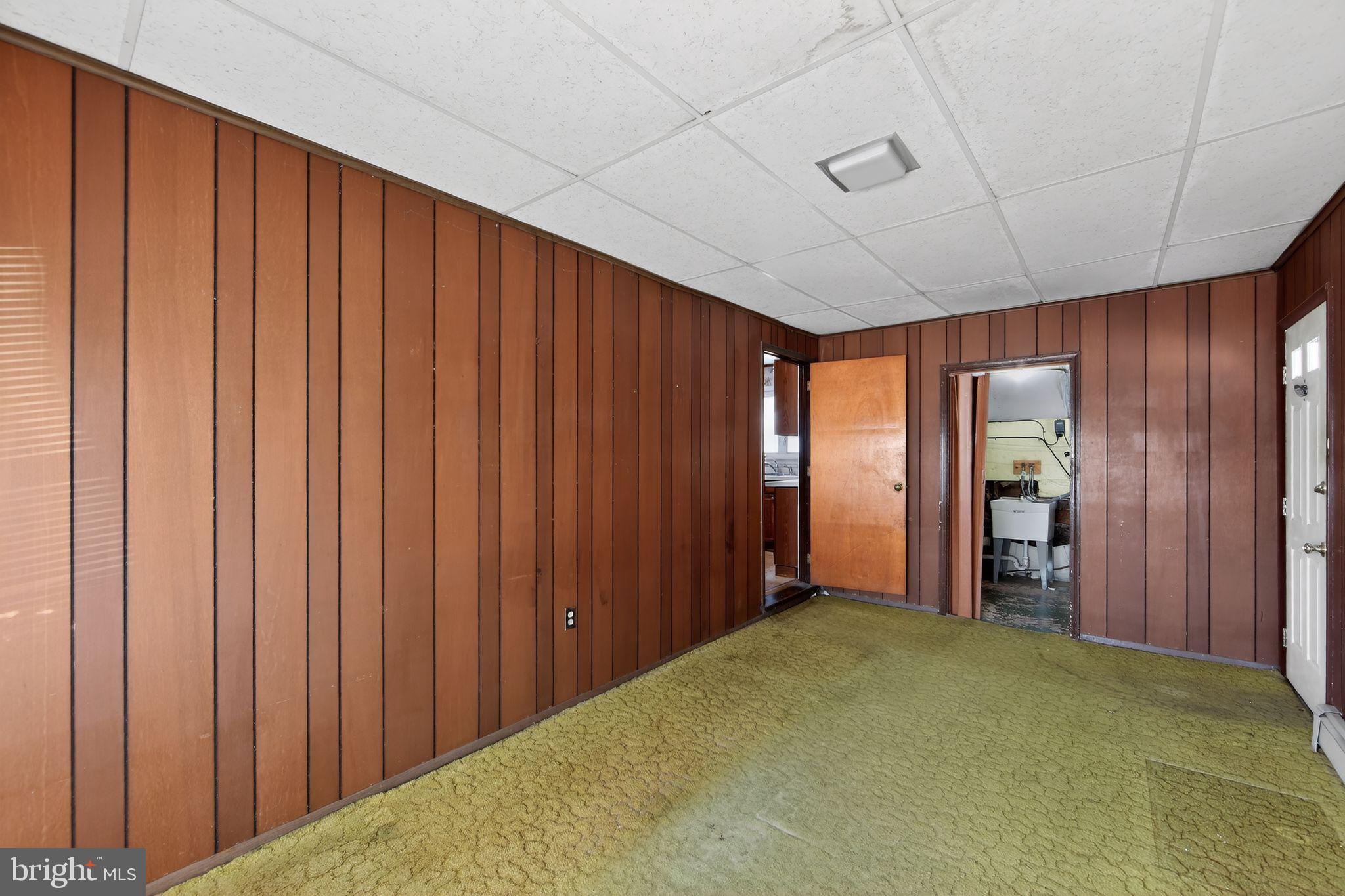 8 Swanson Place Wilmington, DE 19808 - Photo 14 of 35 Family room