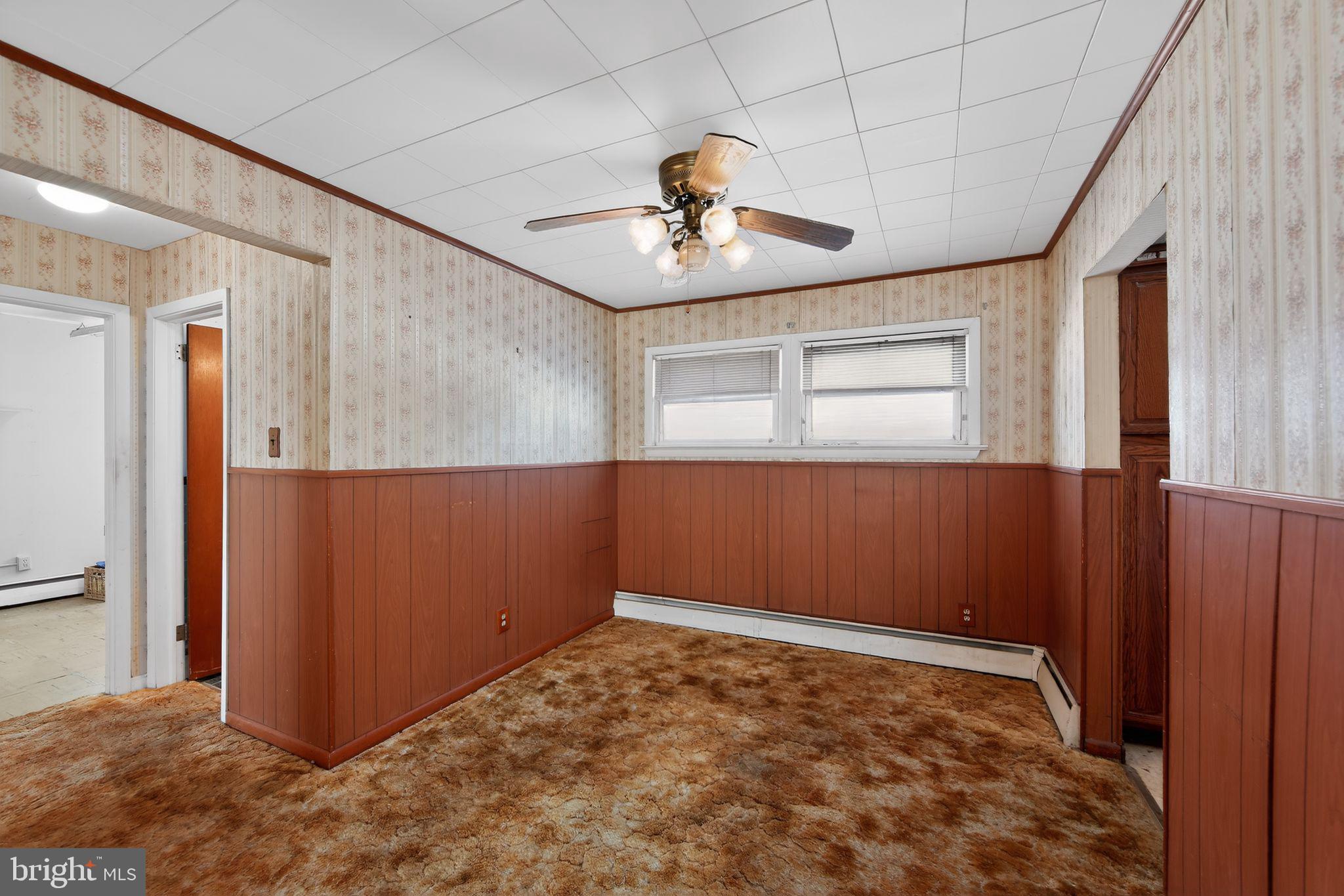 8 Swanson Place Wilmington, DE 19808 - Photo 8 of 35 Dining room