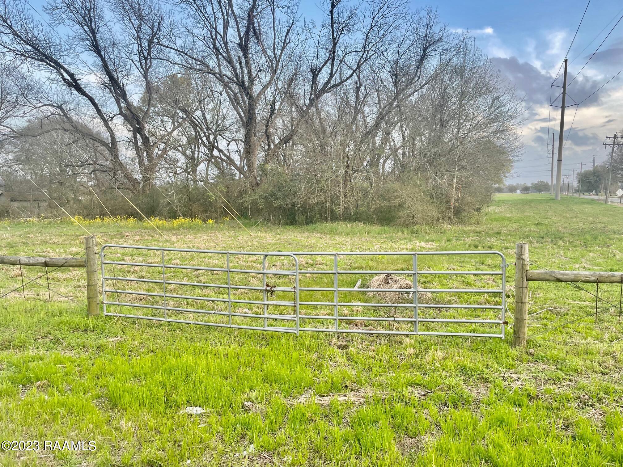 900 Bourque Road Lafayette, LA 70506 - Photo 13 of 14 900 BLK Bourque Rd IMG_1568