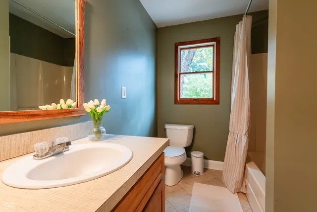 $549,000 | 6415 North Michigan Road, Indianapolis, IN 46268