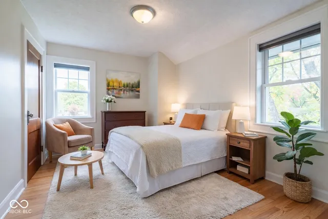 $499,999 | 6415-6419 North Michigan Road, Indianapolis, IN 46268