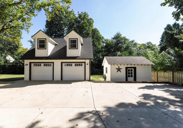 $549,000 | 6415 North Michigan Road, Indianapolis, IN 46268