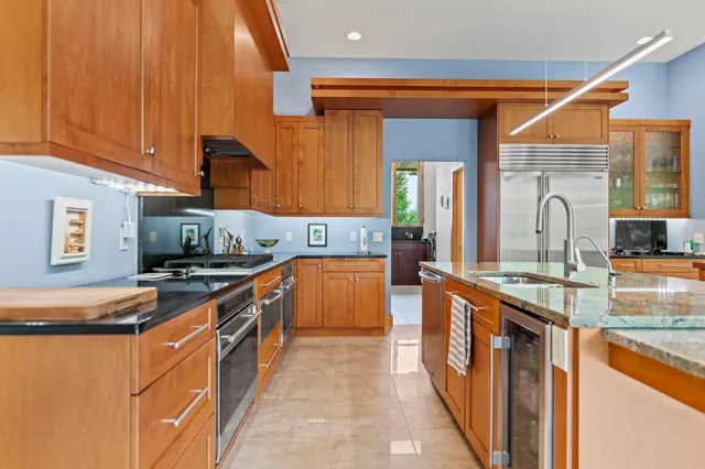 $769,900 | 515 Stone Ridge Lane, Cherry Valley, IL 61016