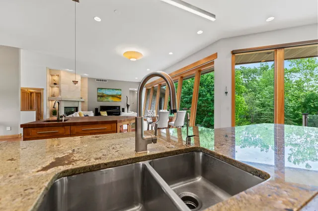 $769,900 | 515 Stone Ridge Lane, Cherry Valley, IL 61016