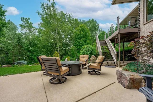 $769,900 | 515 Stone Ridge Lane, Cherry Valley, IL 61016