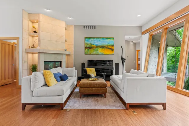 $769,900 | 515 Stone Ridge Lane, Cherry Valley, IL 61016