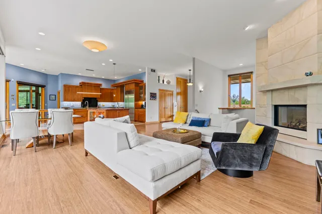 $769,900 | 515 Stone Ridge Lane, Cherry Valley, IL 61016