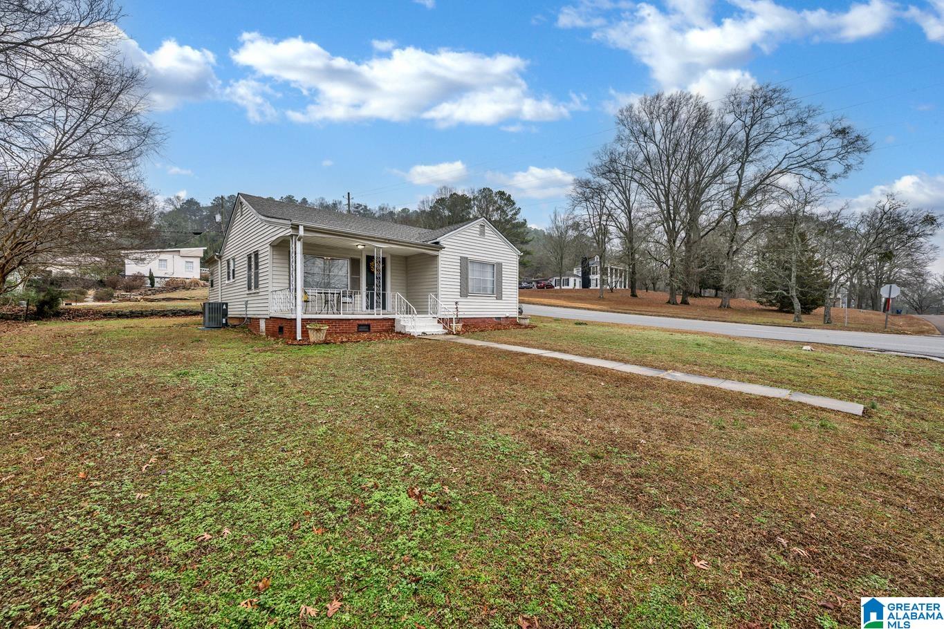 414 6th Avenue East Oneonta, AL 35121 - Photo 5 of 33