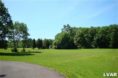 3 Tulpe Riegelsville, PA 18077 - Photo 3 of 4