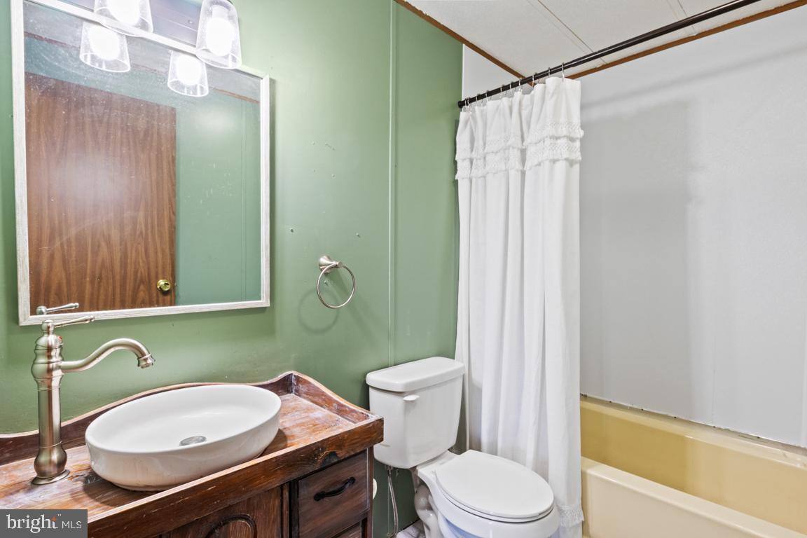 1026 Magazine Road Green Lane, PA 18054 - Photo 26 of 36 Hall bathroom