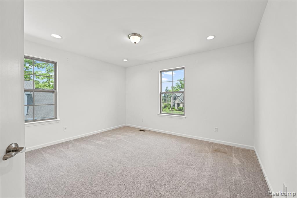 963 Corbin Road Rochester Hills, MI 48307 - Photo 20 of 43