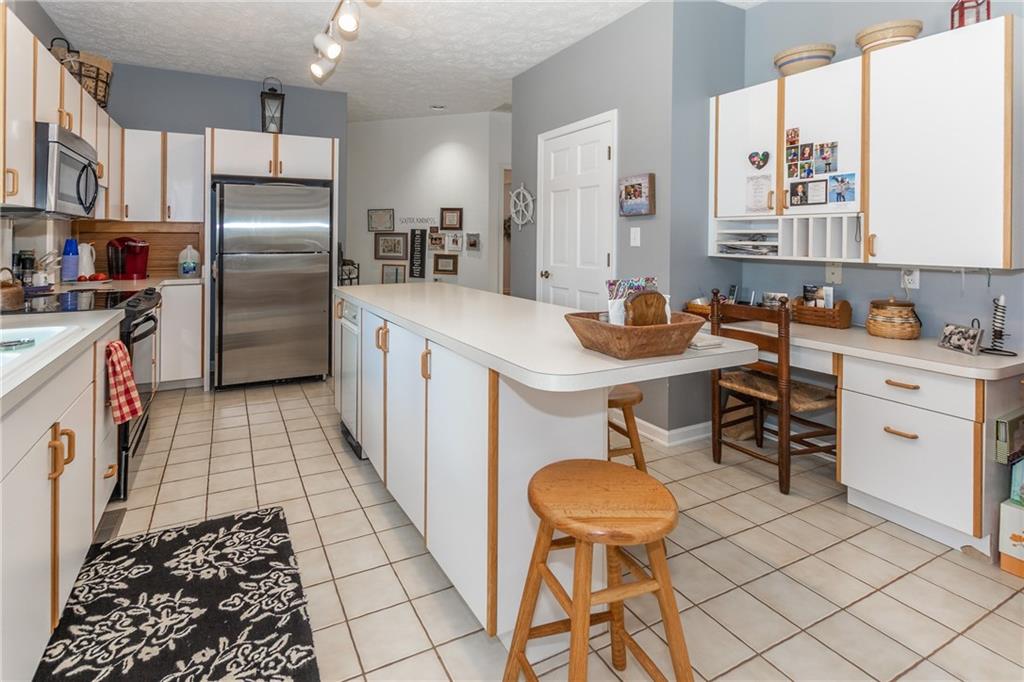 8839 Flynn Road Indianapolis, IN 46113 - Photo 14 of 35