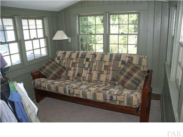 14925 Innerarity Point Road Pensacola, FL 32507 - Photo 10 of 23 Interior view of the crows nest