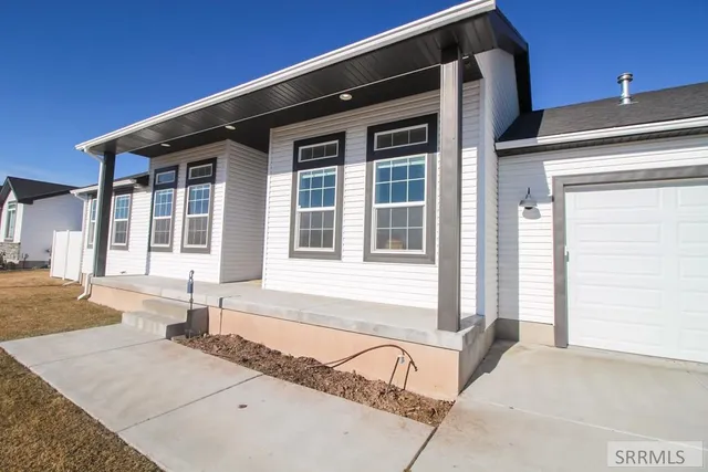 $420,000 | 4391 East Arcadia Avenue, Idaho Falls, ID 83401