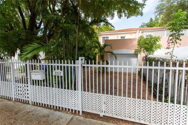 $5,900 | 2919 Virginia Street, Miami, FL 33133