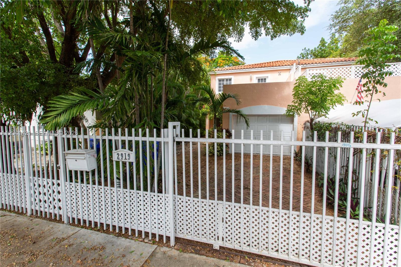 2919 Virginia Street Miami, FL 33133 - Photo 1 of 12