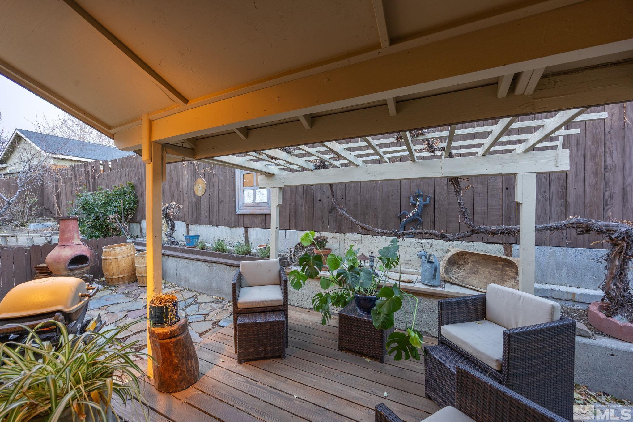 115 Stonecrest Drive Verdi, NV 89439 - Photo 10 of 28 a view of a chairs and table in a patio