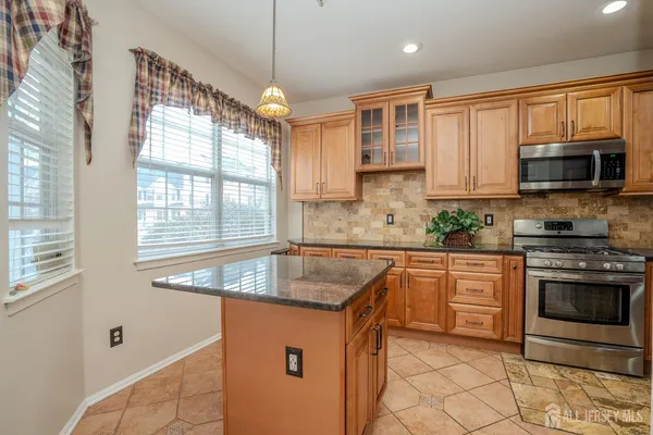 $3,100 | 1503 Blossom Circle, Dayton, NJ 08810