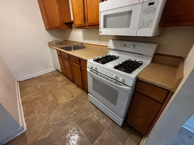 $149,900 | 720 South New Road, Unit 5B, Absecon, NJ 08201