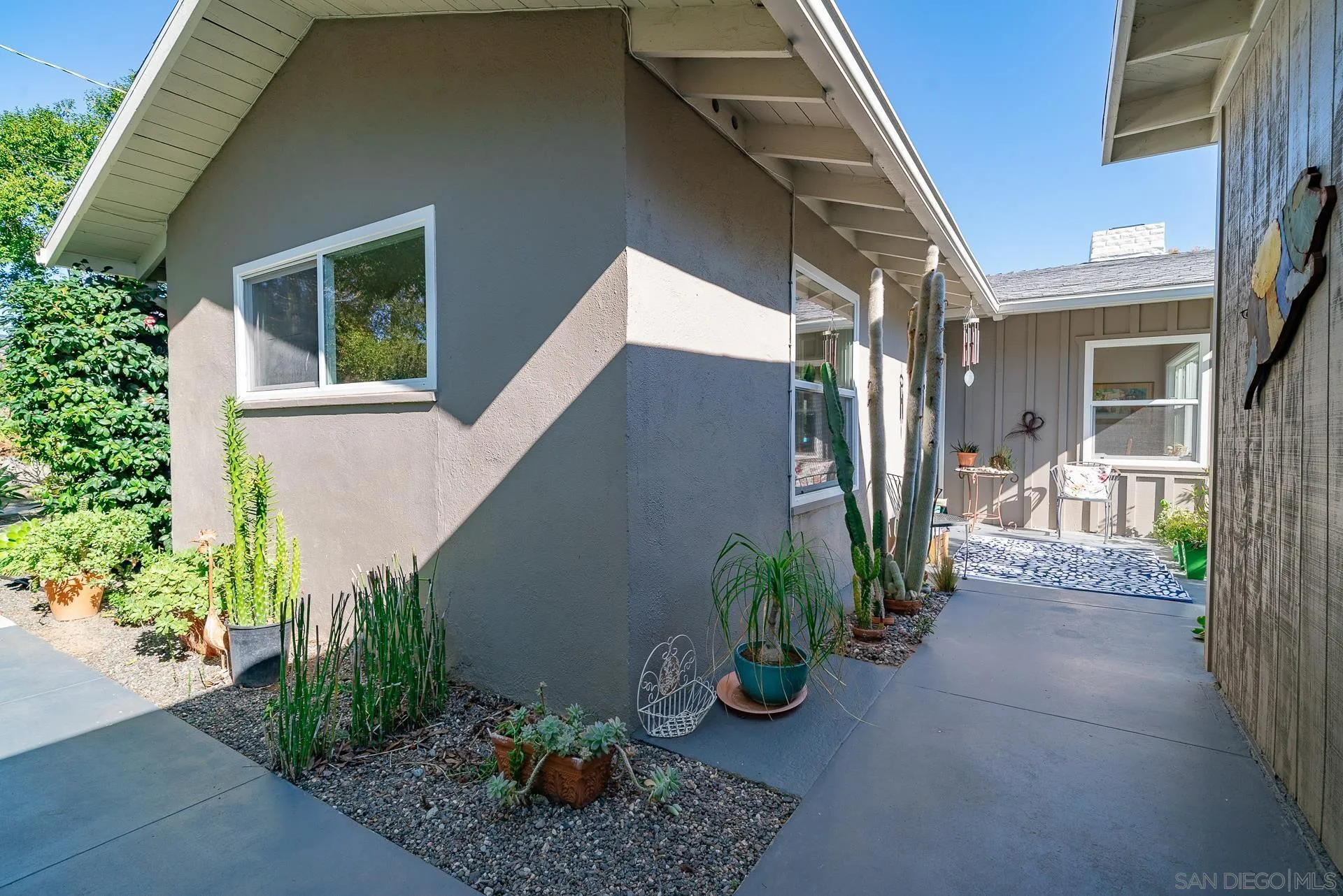 329 Greenview Lane Fallbrook, CA 92028 - Photo 39 of 53 a front view of a house with garden