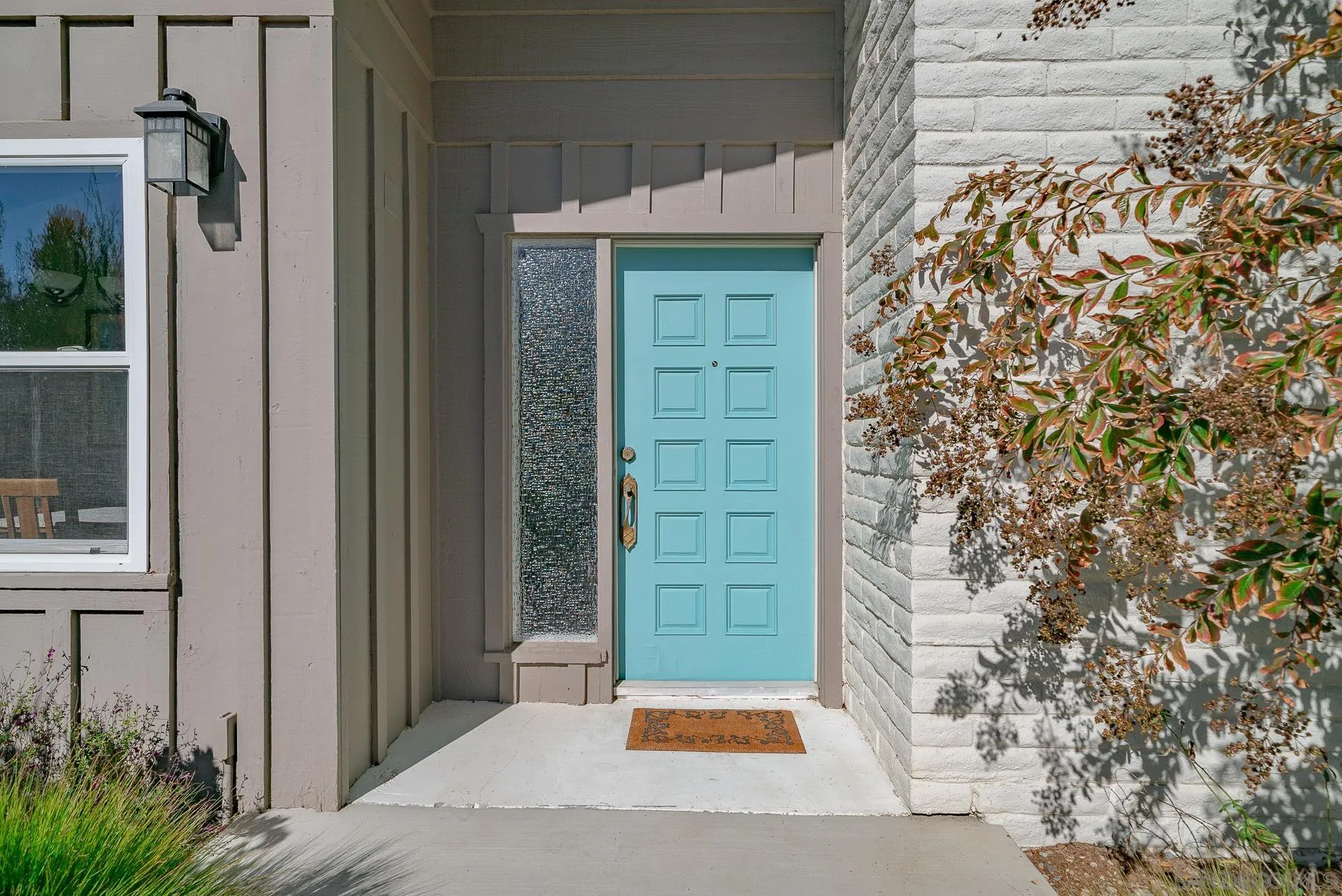329 Greenview Lane Fallbrook, CA 92028 - Photo 4 of 53 a view of outdoor space and shower