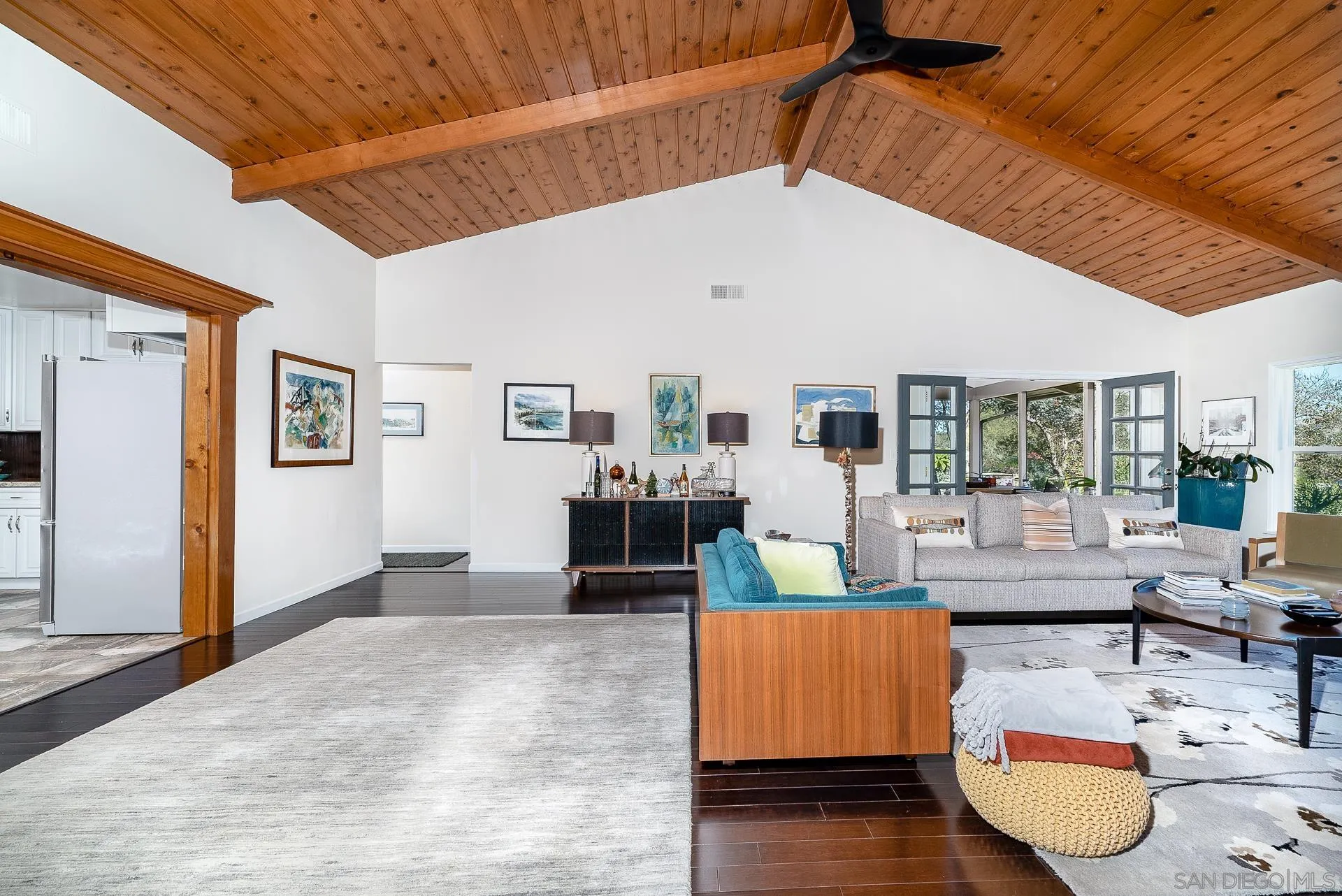 329 Greenview Lane Fallbrook, CA 92028 - Photo 10 of 53 a living room with furniture and wooden floor