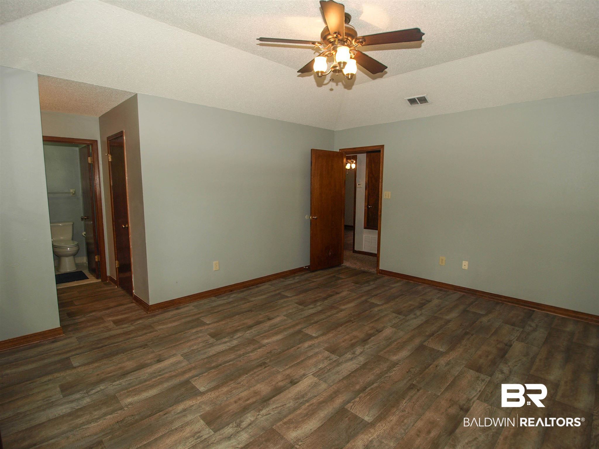 5517 Windmill Drive Mobile, AL 36693 - Photo 4 of 19