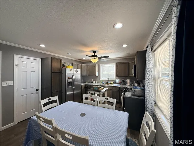 $417,500 | 20830 Highway 142, Neelyville, MO 63954