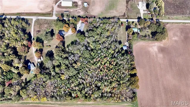 $417,500 | 20830 Highway 142, Neelyville, MO 63954