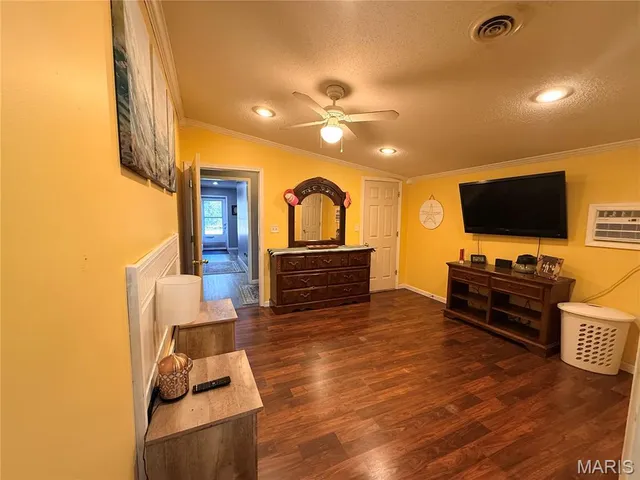 $417,500 | 20830 Highway 142, Neelyville, MO 63954