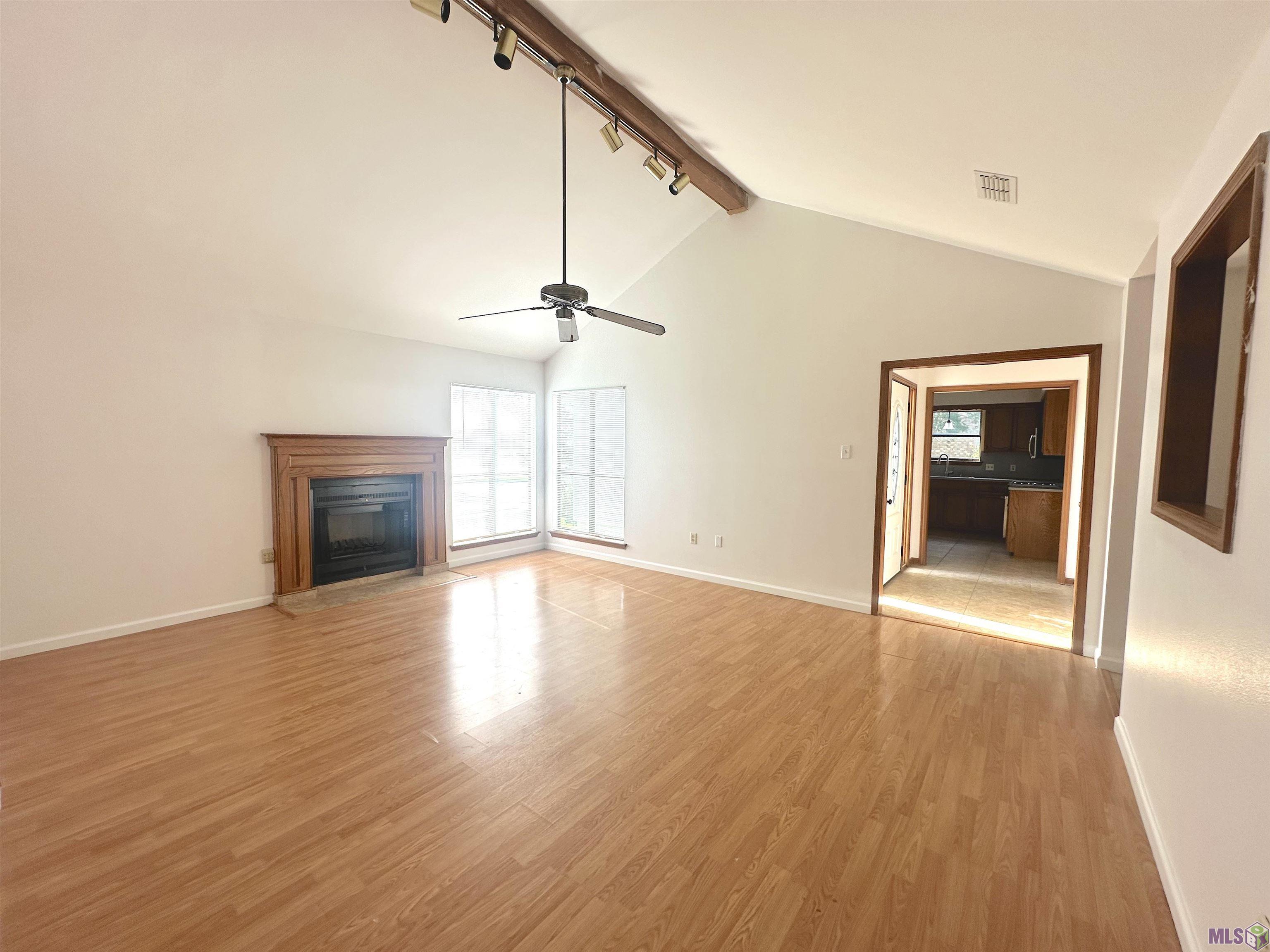 9786 Kinglet Drive Baton Rouge, LA 70809 - Photo 2 of 16