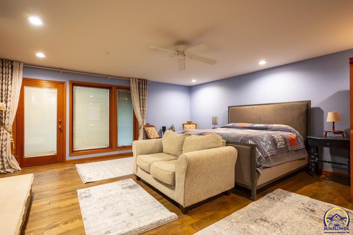 2859 Southwest MacVicar Avenue Topeka, KS 66611 - Photo 14 of 54