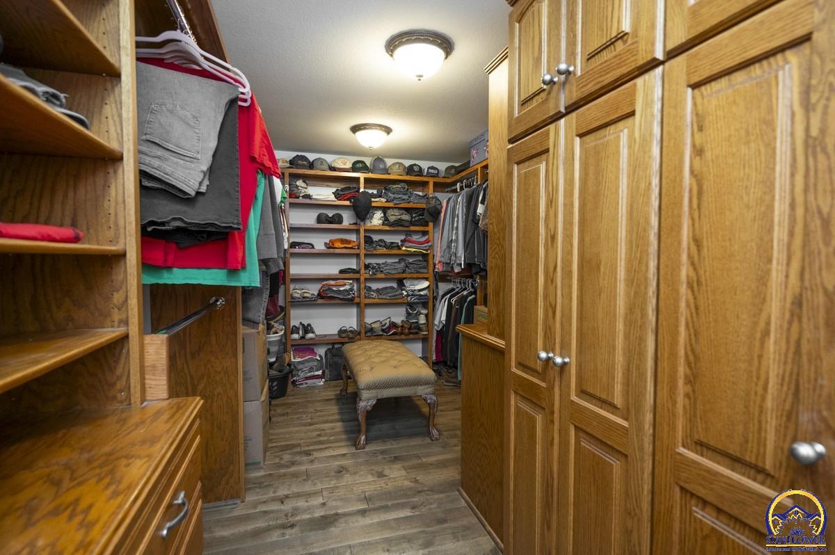 2859 Southwest MacVicar Avenue Topeka, KS 66611 - Photo 16 of 54