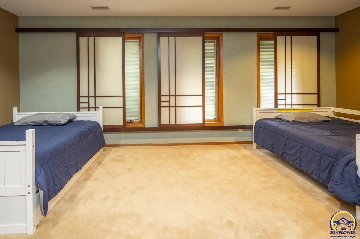 2859 Southwest MacVicar Avenue Topeka, KS 66611 - Photo 25 of 54