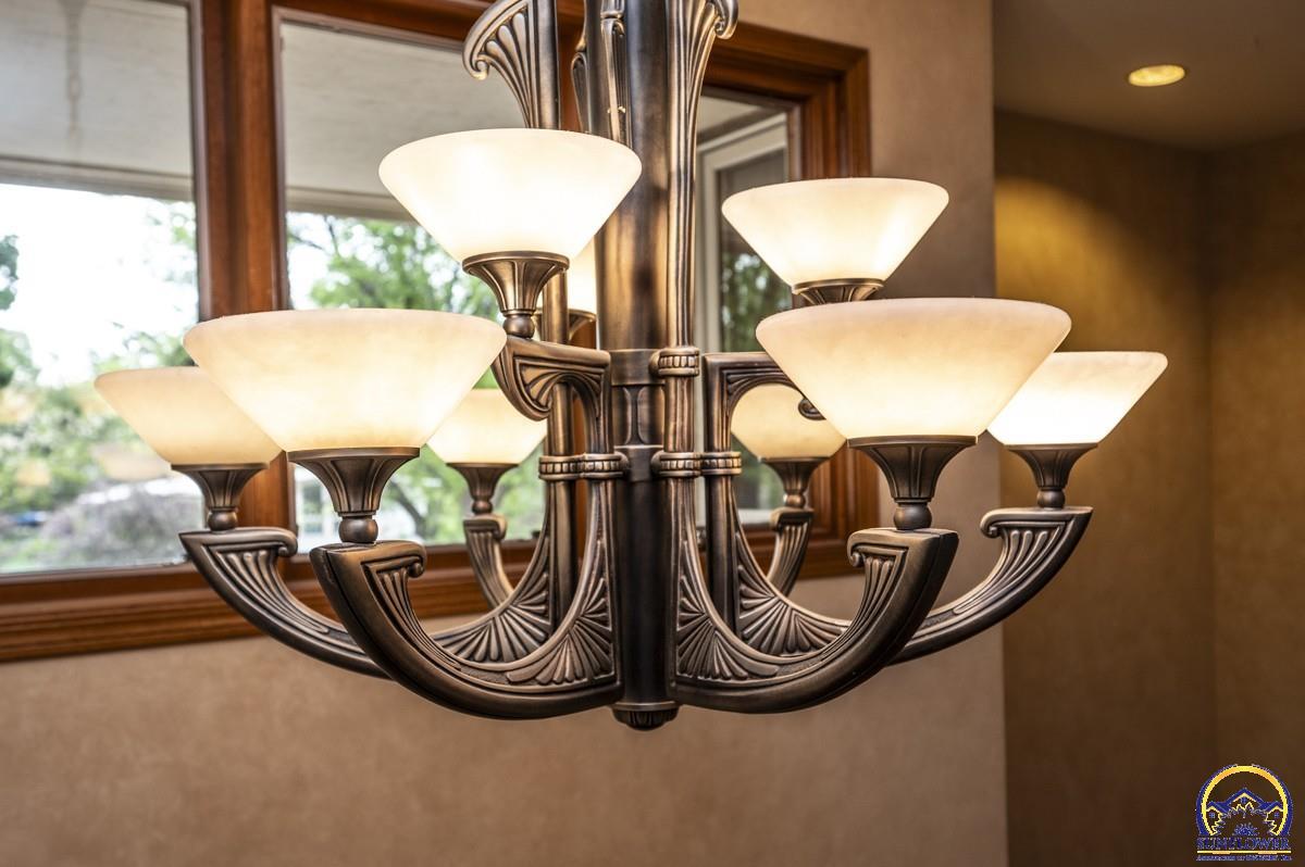 2859 Southwest MacVicar Avenue Topeka, KS 66611 - Photo 29 of 54