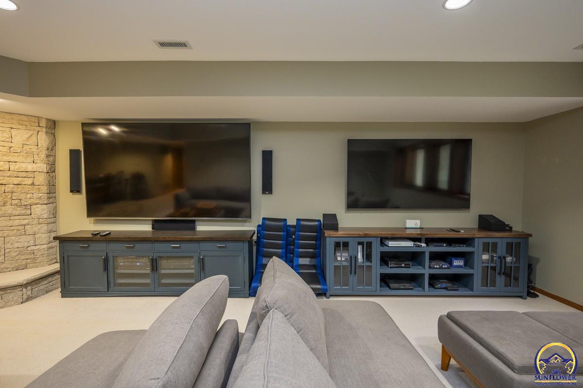 2859 Southwest MacVicar Avenue Topeka, KS 66611 - Photo 32 of 54