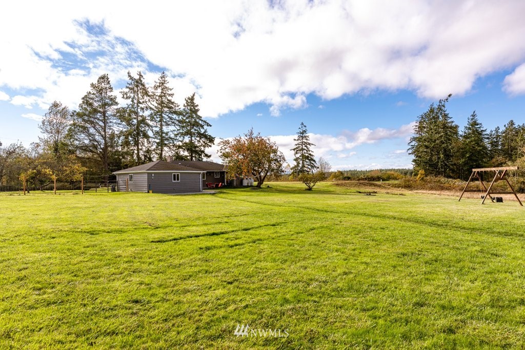 171 East Roberts Road Oak Harbor, WA 98277 - Photo 14 of 40 Gallery Image 14