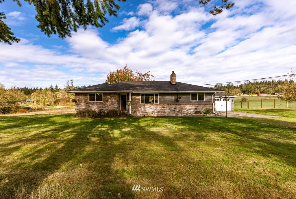 171 East Roberts Road Oak Harbor, WA 98277 - Photo 3 of 40 Gallery Image 3