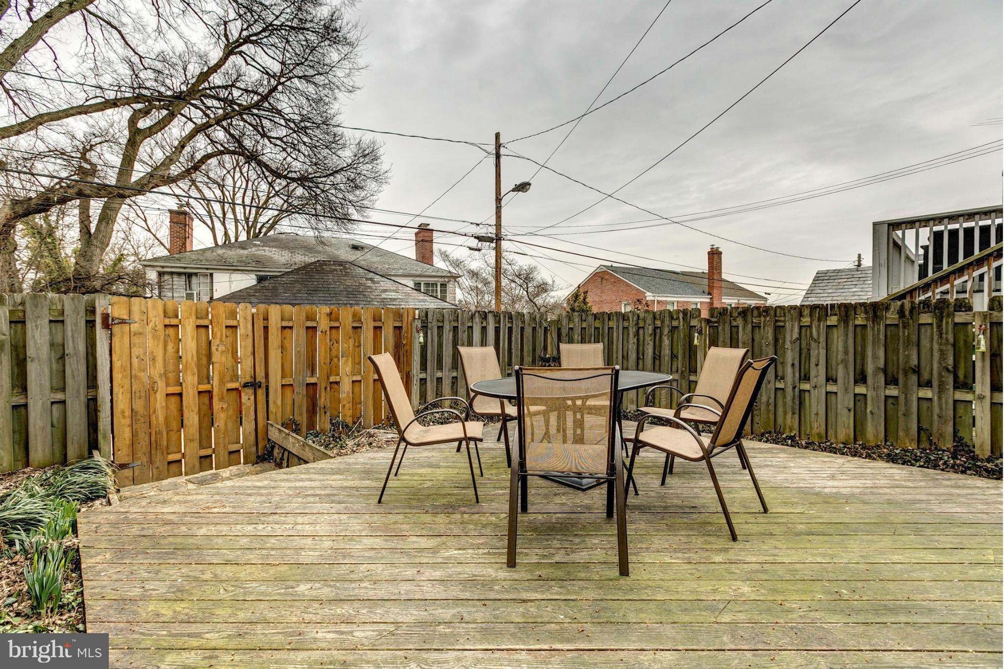 404 Croydon Road Baltimore, MD 21212 - Photo 27 of 30 Deck For Summer Fun