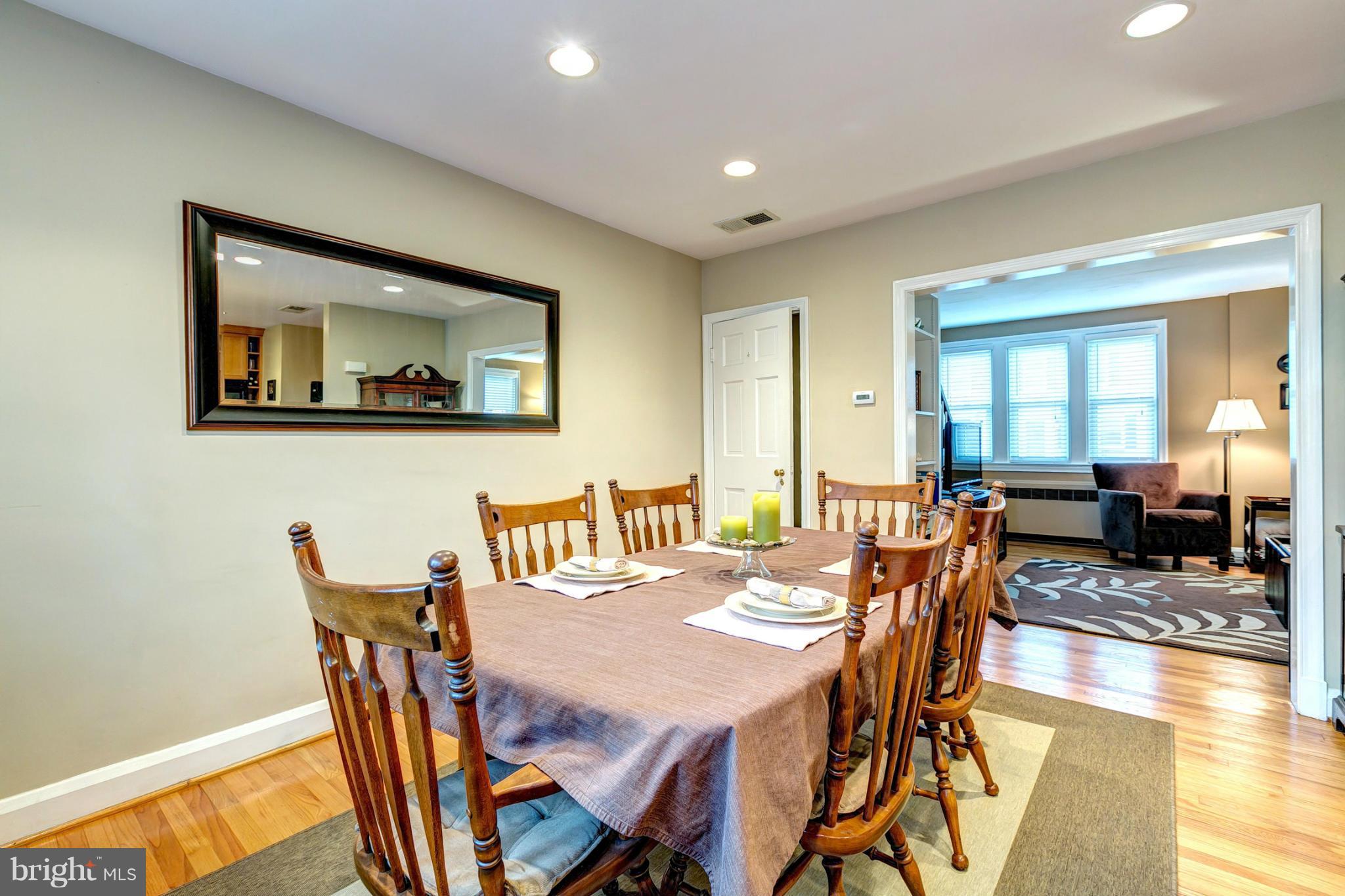 404 Croydon Road Baltimore, MD 21212 - Photo 9 of 30 Dining Room With Recessed Lighting