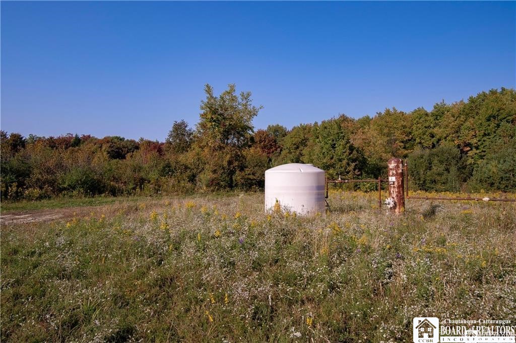 7120 Parker Road Chautauqua, NY 14757 - Photo 21 of 29 GAS WELL HOOKED TO BARN