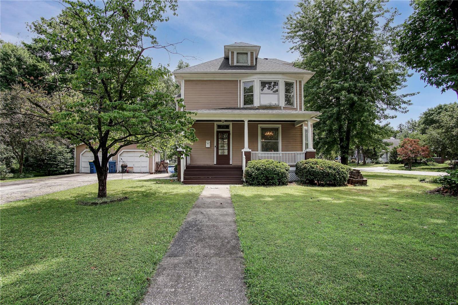 930 Holyoake Road Edwardsville, IL 62025 - Photo 1 of 1 Gallery Image 1