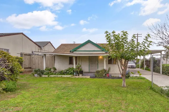 $225,000 | 208 El Paso Avenue, Modesto, CA 95351