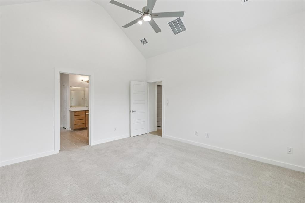 4620 Morgan Street McKinney, TX 75071 - Photo 14 of 34 Primary Suite in the Da Vinci II home plan by Trophy Signature Homes – REPRESENTATIVE PHOTO