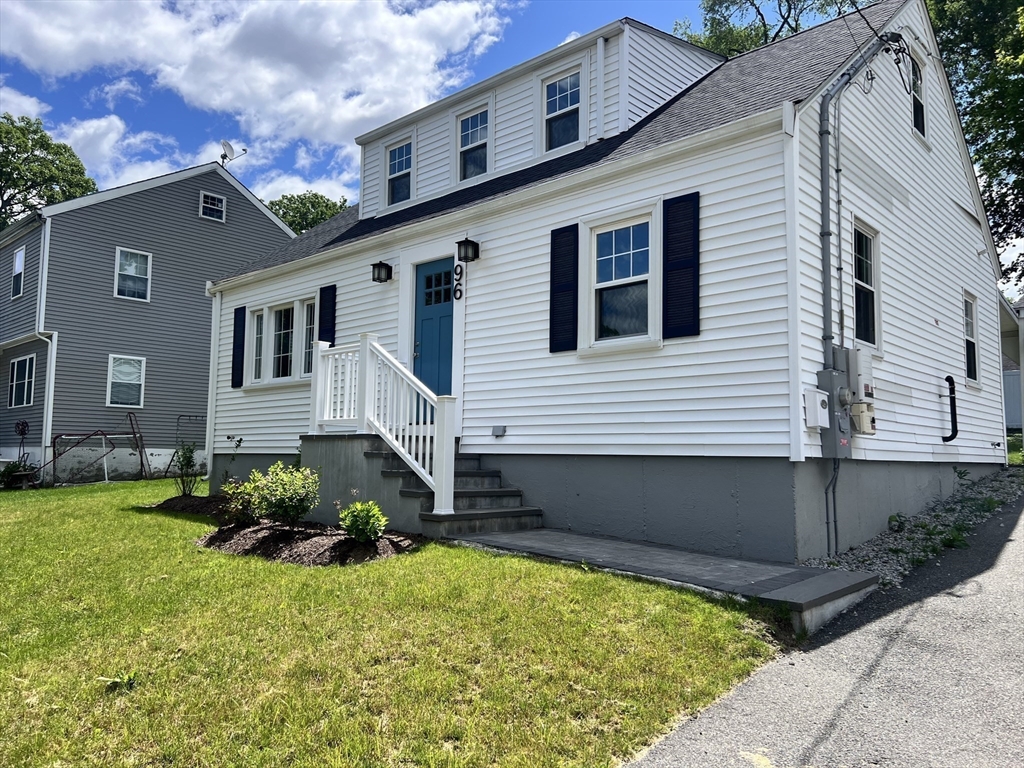 96 Buchanan Road Boston, MA 02132 - Photo 2 of 20