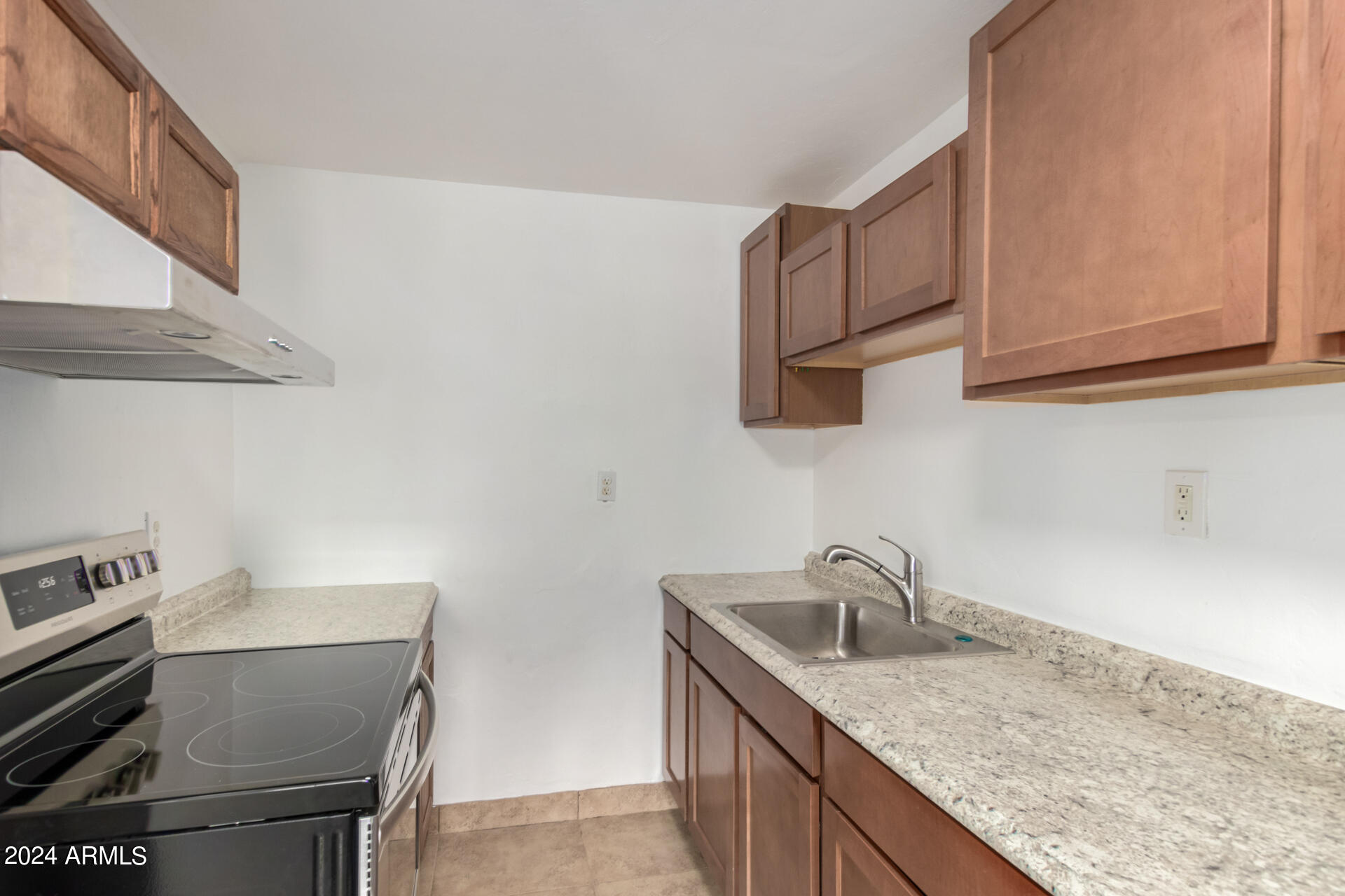 44 North Mountain Road Apache Junction, AZ 85120 - Photo 13 of 39 0013-13 - Mountain