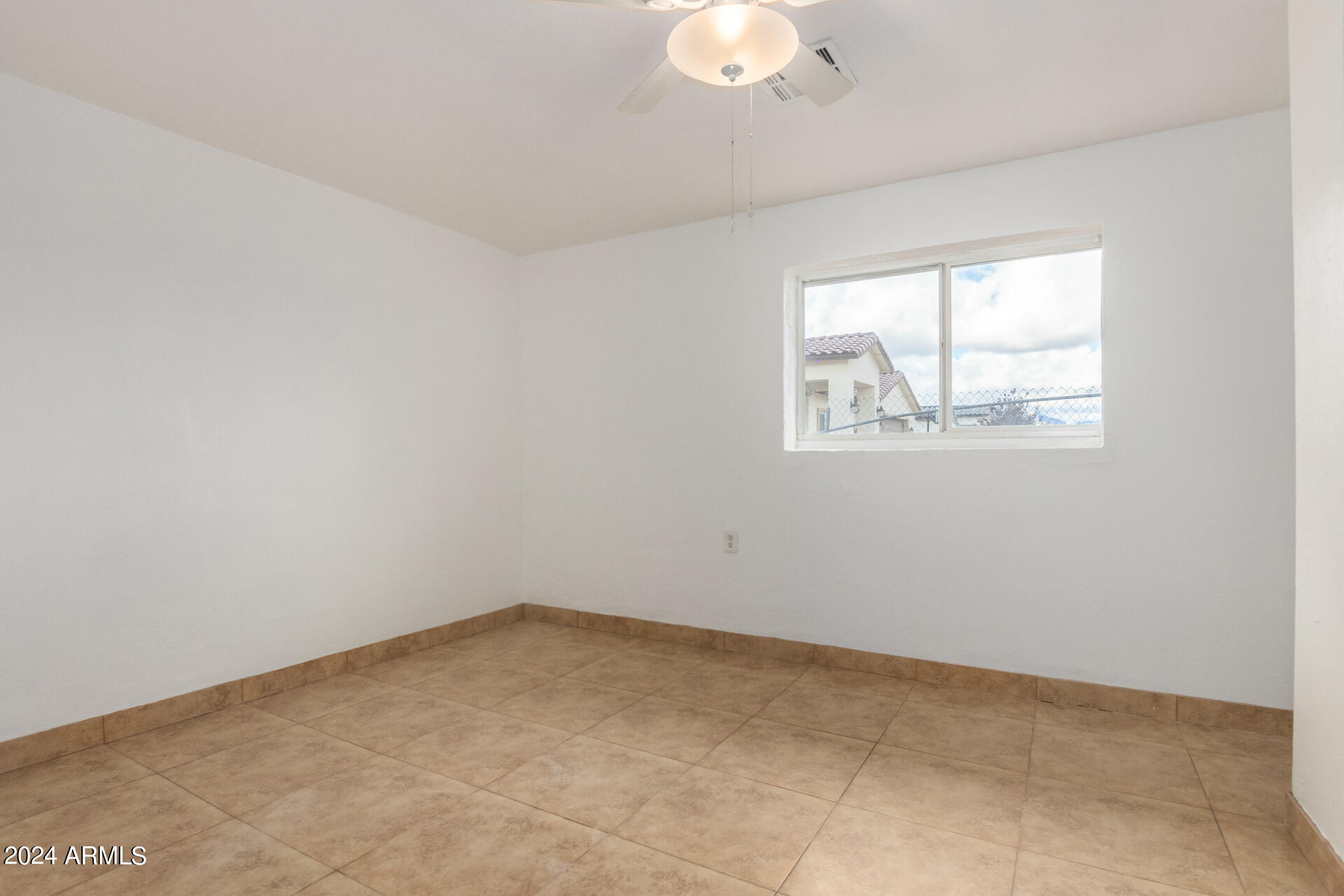 44 North Mountain Road Apache Junction, AZ 85120 - Photo 14 of 39 0014-14 - Mountain