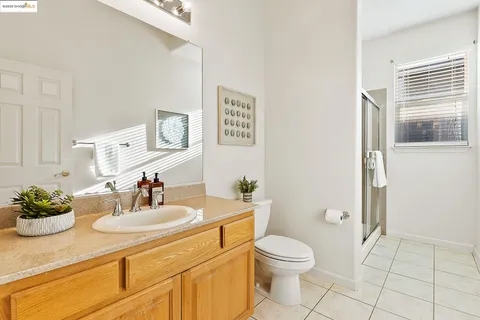 a view of a workspace with furniture