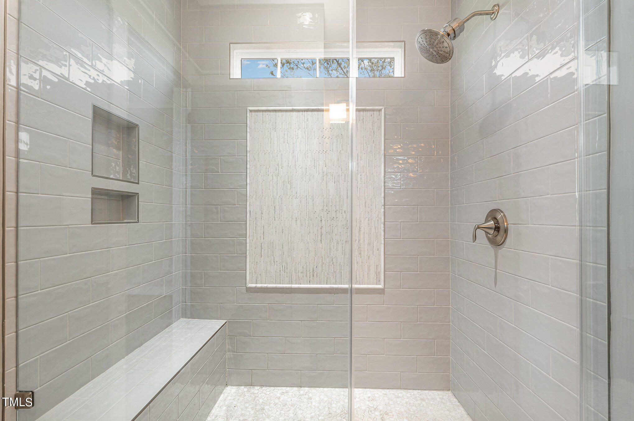 719 East Lenoir Street Raleigh, NC 27601 - Photo 9 of 16 a bathroom with a shower